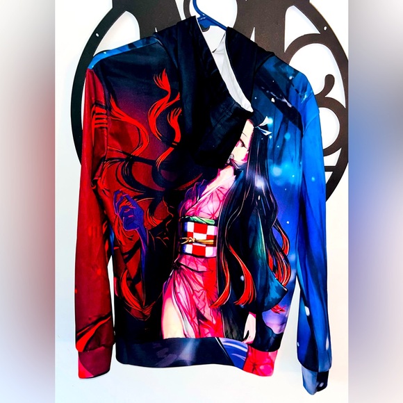 🌑Anime Graphic Hoodie, Women's Size Small (New w/out Tags)🌑 - Picture 9 of 14